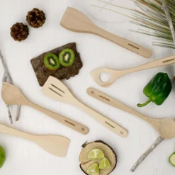 Kochlöffel mit Loch Eco, 30cm, FSC™-zertifizierte Buche